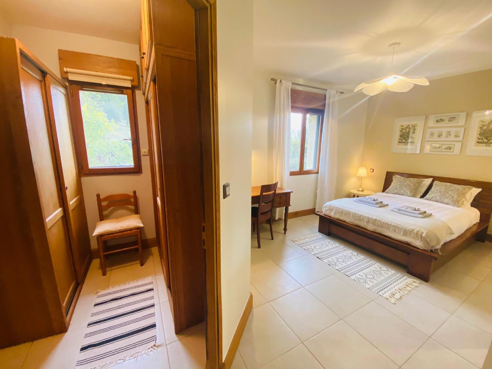 Bed and Breakfast Le Hibou Heureux Bézenac Exterior foto